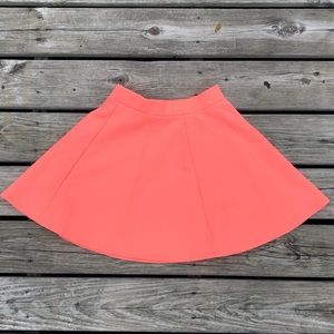 NWOT Vibrant H&M Divided skirt